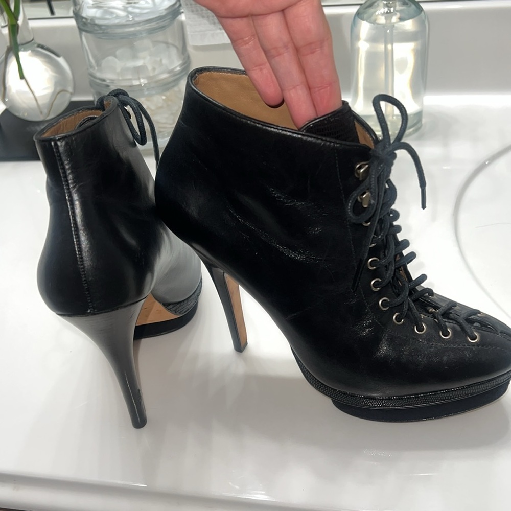 Ann Taylor Axia Platform Lace-Up Black Leather Stiletto Bootie Size 7